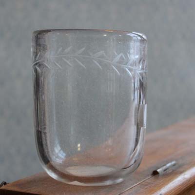 Glas rustikt med gravyr