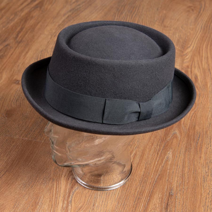 1937 Hobbs Hat (grå Pork Pie-hatt från Pike Brothers)